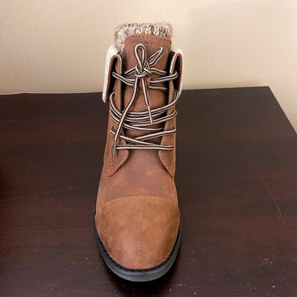 Cliffs by White Mountain Duena Tobacco Brown Sherpa Knit Ankle Boots C25084-303 - Picture 4 of 8